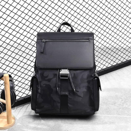 Sac à Dos Camouflage Noir – Style Tactique & Élégance Urbaine